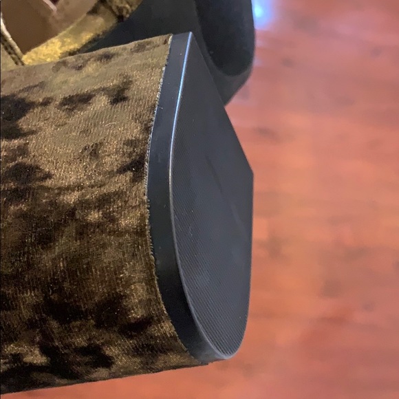 Interlock Block - Picture 6 of 6